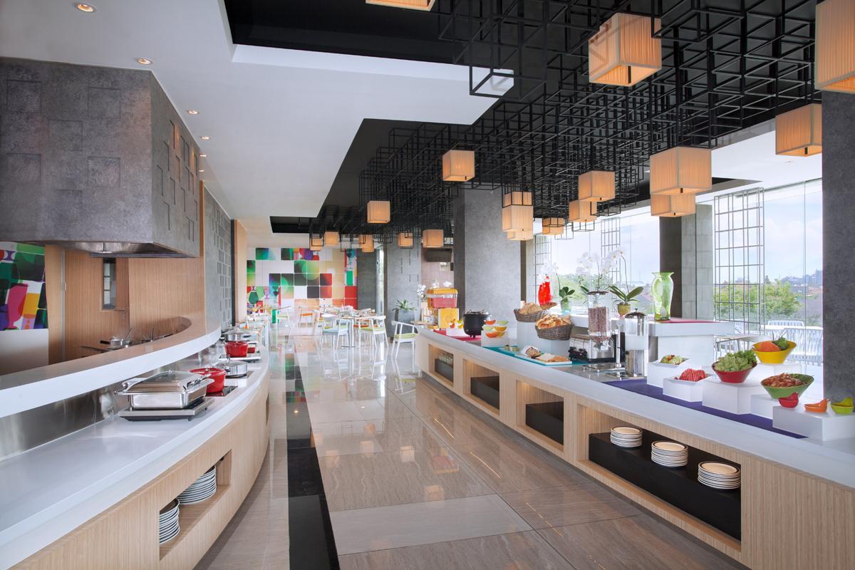 The Southern Hotel Surabaya Formerly Ibis Styles Surabaya Jemursari Esterno foto