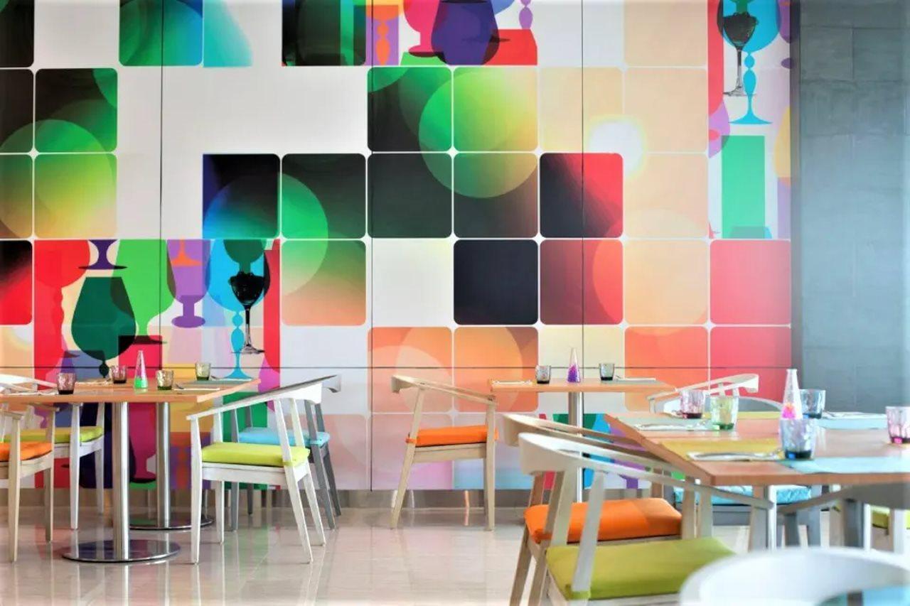 The Southern Hotel Surabaya Formerly Ibis Styles Surabaya Jemursari Esterno foto