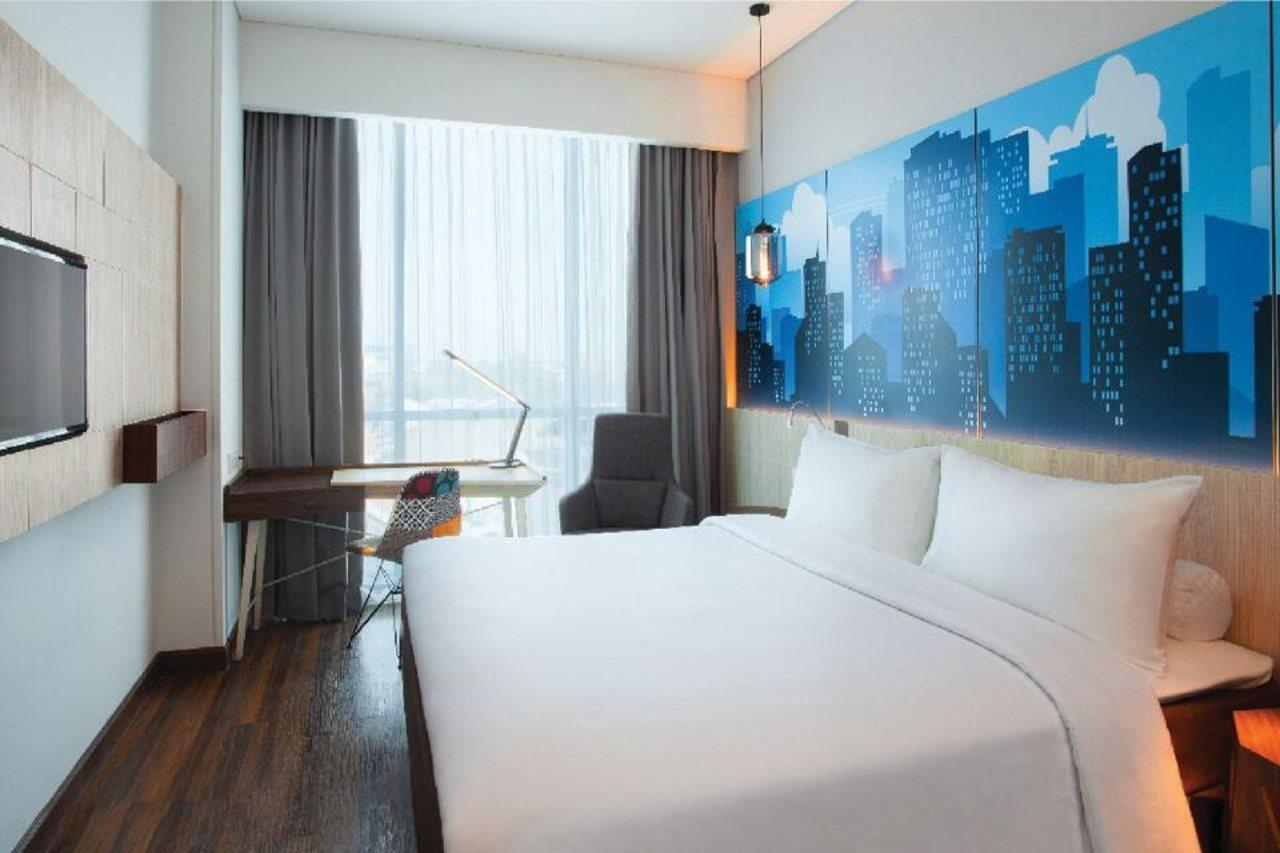 The Southern Hotel Surabaya Formerly Ibis Styles Surabaya Jemursari Esterno foto