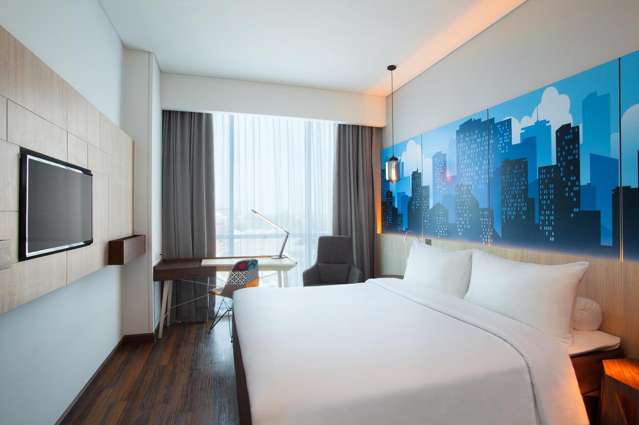 The Southern Hotel Surabaya Formerly Ibis Styles Surabaya Jemursari Esterno foto
